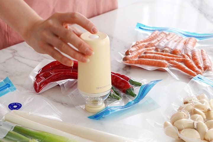 무선 진공포장기 SNS 판매대란 원터치로 완벽 밀폐 지퍼백 10P 세트 외 9종