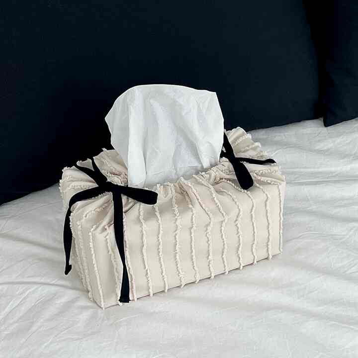 Ruffled Cake Tissue Box Cover