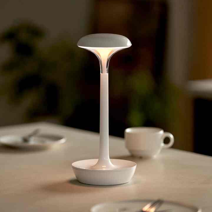 SPACE ON PLUS テーブルランプ