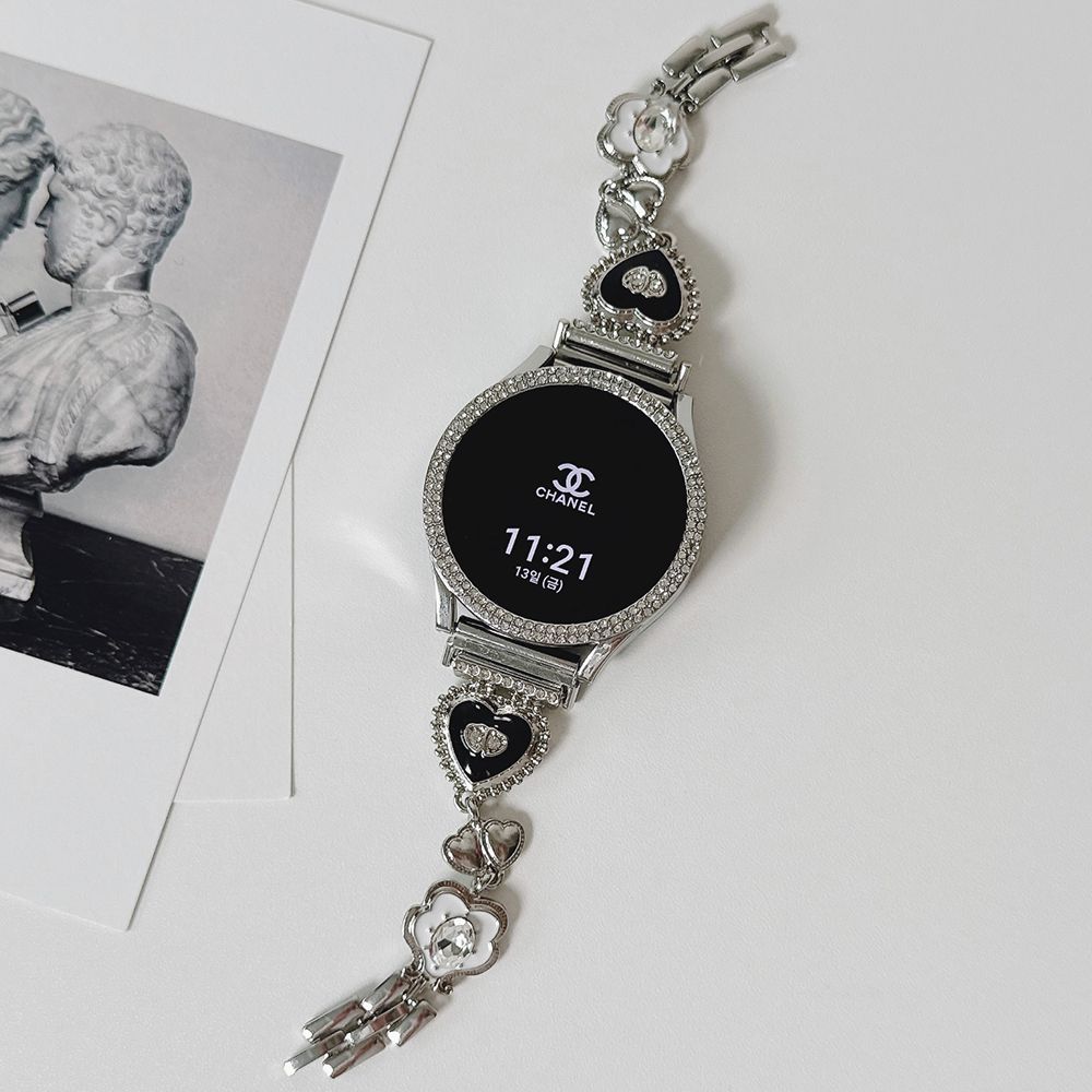 이유지 갤럭시 워치 7 6 5 4 클래식 호환 FE 액티브 1 2 피치하트브레이슬릿 메탈 스트랩