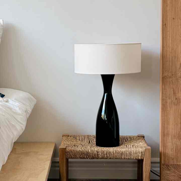 VASE A WOOD テーブルランプ［2色］