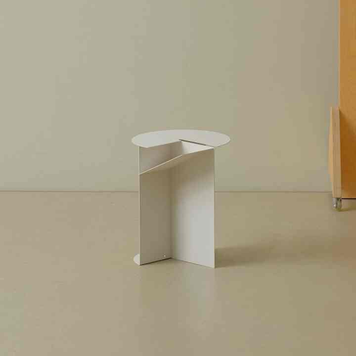 PAVE スチール サイドテーブル