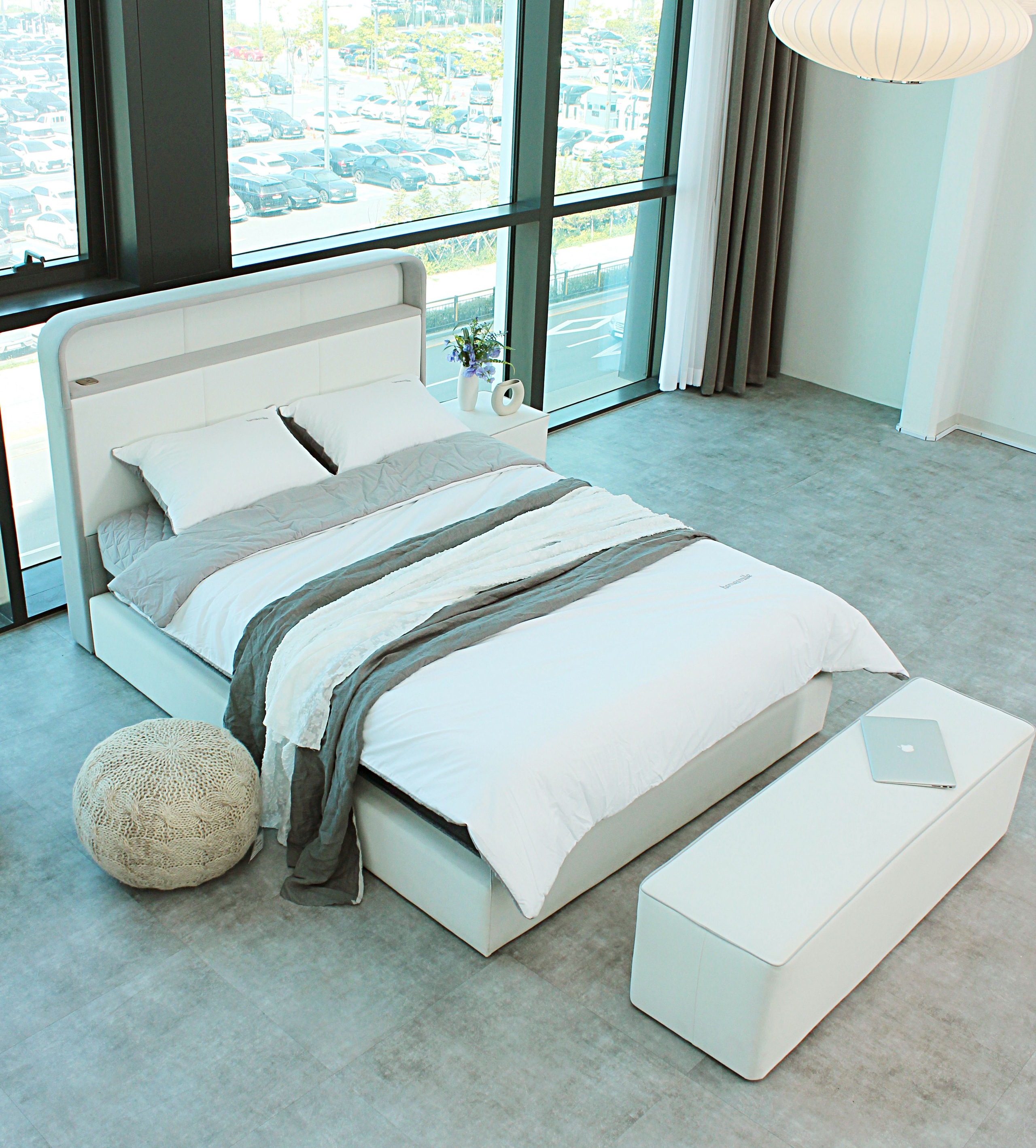 우리집첫번째가구 국내 제작 알트먼 라운드 디자인 패브릭 LED조명침대 / 10년 품질보증