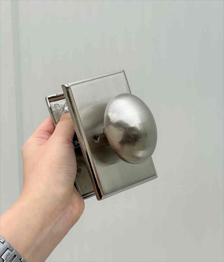 スクエア406 エッグノブ シルバー