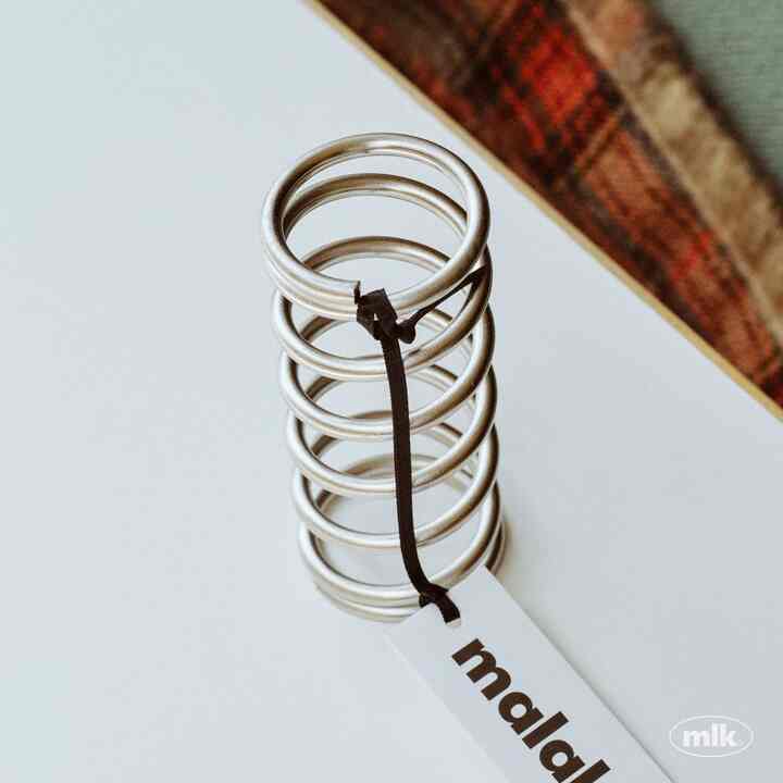 コイル ペン立て