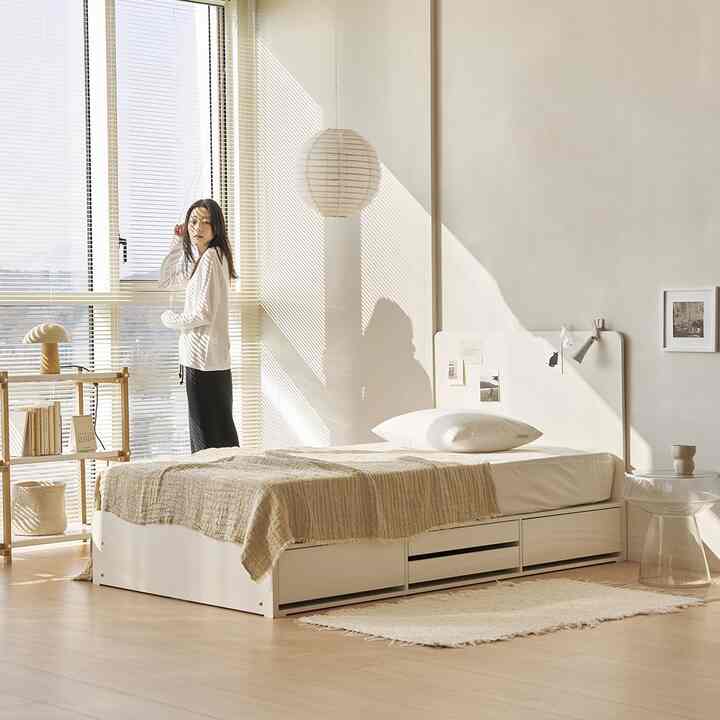 Moment スリムヘッド 4段収納付きベッドフレーム［2色・2サイズ］