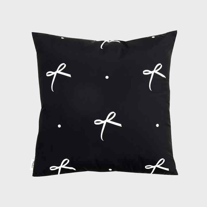 Black ribbon クッションカバー
