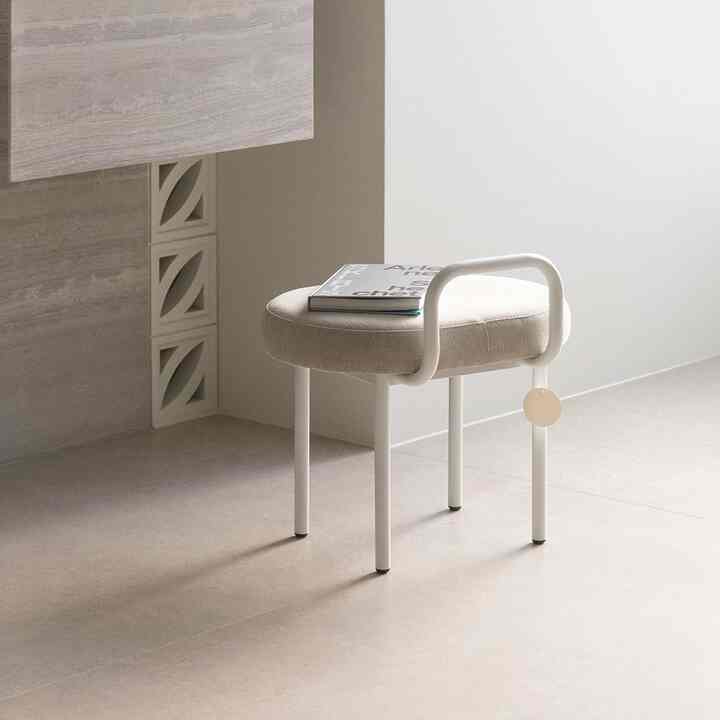 BOLD チェア［3色］