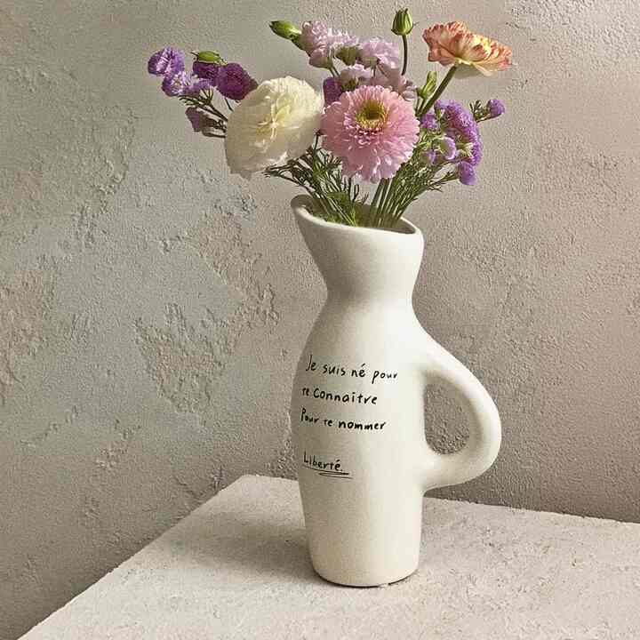 セラミック フレンチ レタリング ジャグ オブジェ 花瓶