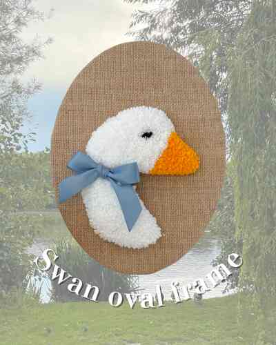 Swan Oval frame 壁飾り