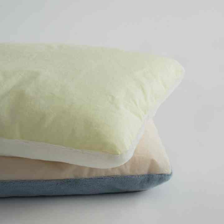 スリープ クッション［2色］