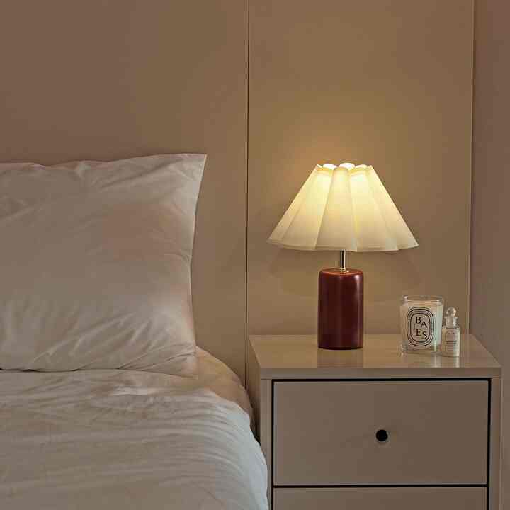 HAZEL テーブルランプ