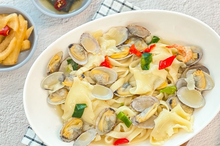 국·탕·찌개 > 바지락 가득 칼국수 수제비 생면 칼제비 4인분 | 오늘의집 쇼핑 바지락 가득 칼국수 수제비 생면 칼제비 4인분