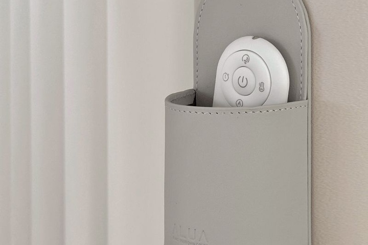 리모컨거치대 자석 수납함 월포켓 천연 가죽