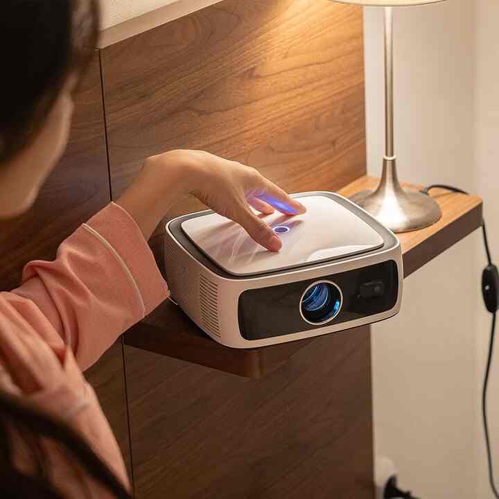 Dream L1000 プロジェクター 150インチ