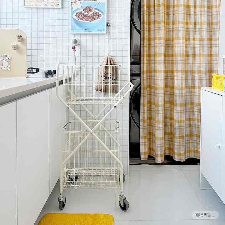 2段キャスター付きランドリーバスケット