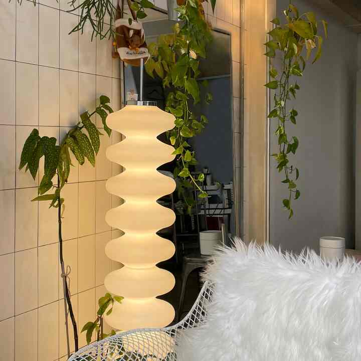 TWISTED フロアランプ