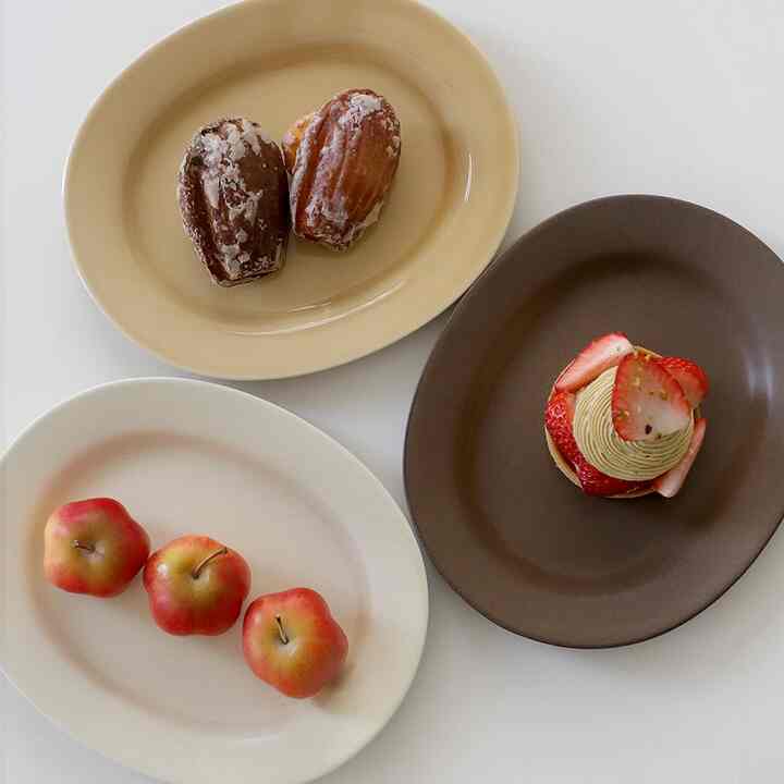 Cozy Clay Oval Plate