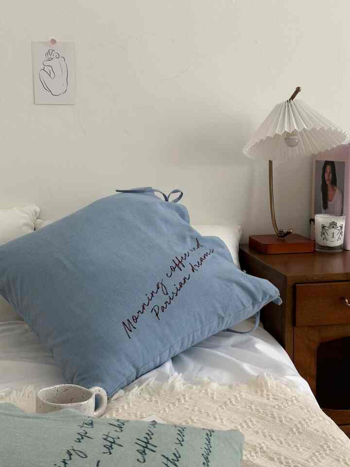 Dusty blue Ribbbon クッションカバー