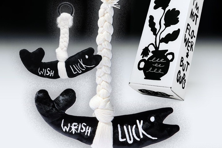 Fragile Adult Club - LUCKY FISH 액막이 명태 키링 & 오너먼트