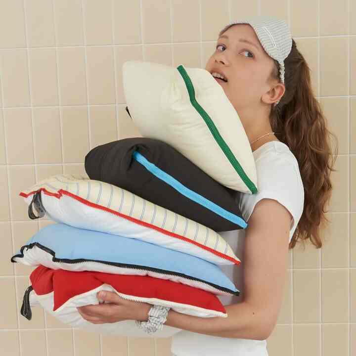 FLUFFY AIR ポータブル枕［5色］