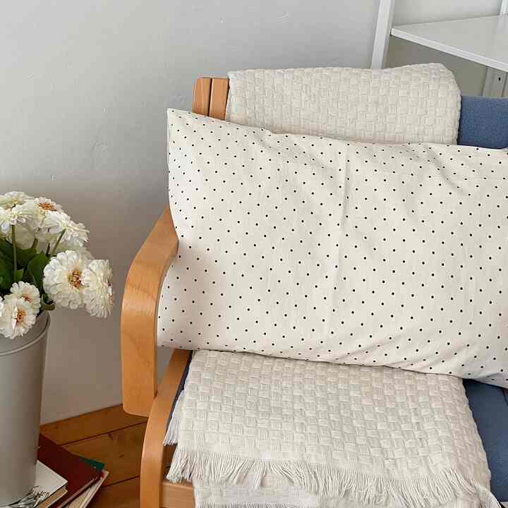 Black Dot 枕カバー［2サイズ］