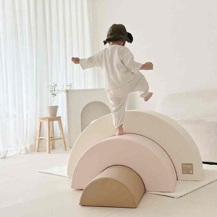 虹のプレイクッション