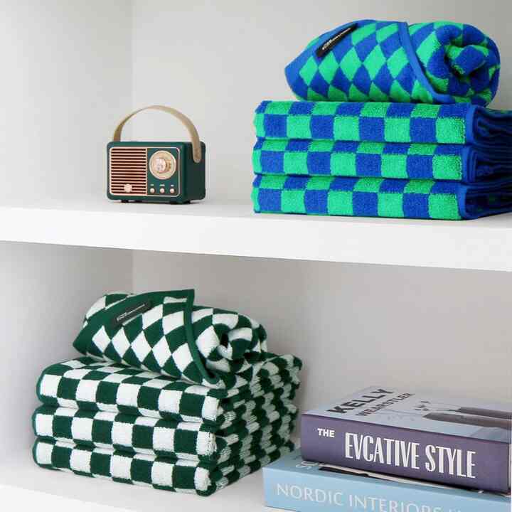 Checkerboard & Stripe Hotel Bath Towel Set (10-Pack)