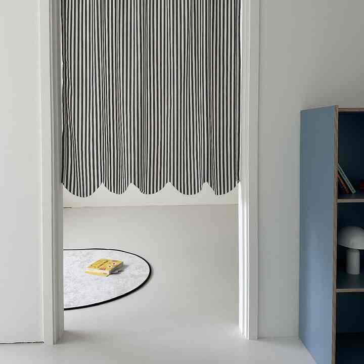 ドア目隠しカーテン［4色］