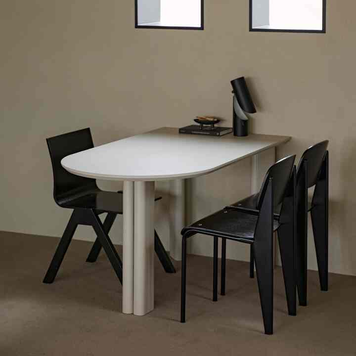 NORNIC 半円形テーブル［4色・3サイズ］