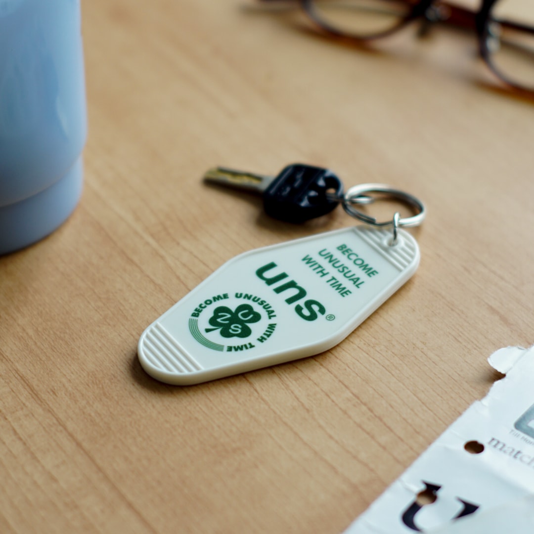 [오늘출발] [신상품] 언스 빈티지 클로버 호텔 키링 키홀더 열쇠고리