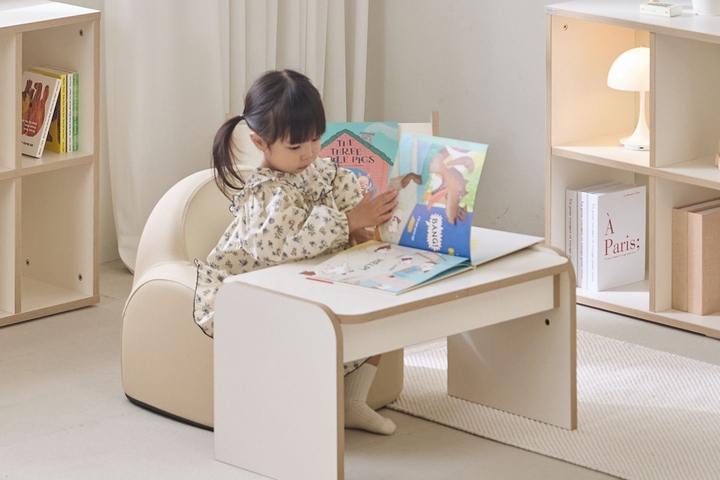 룸핏 
높이조절 3단계 아기 테이블 