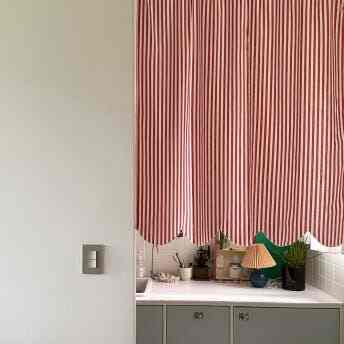 ちょい隠しできるドア用目隠しカーテン［4色］