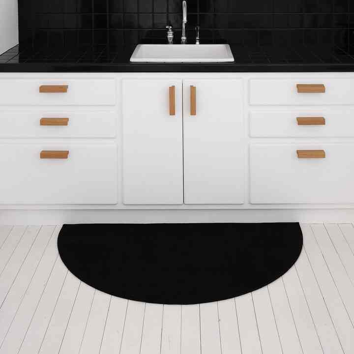 HUMMING 半円形 ウォッシャブルラグ［7色・3サイズ］