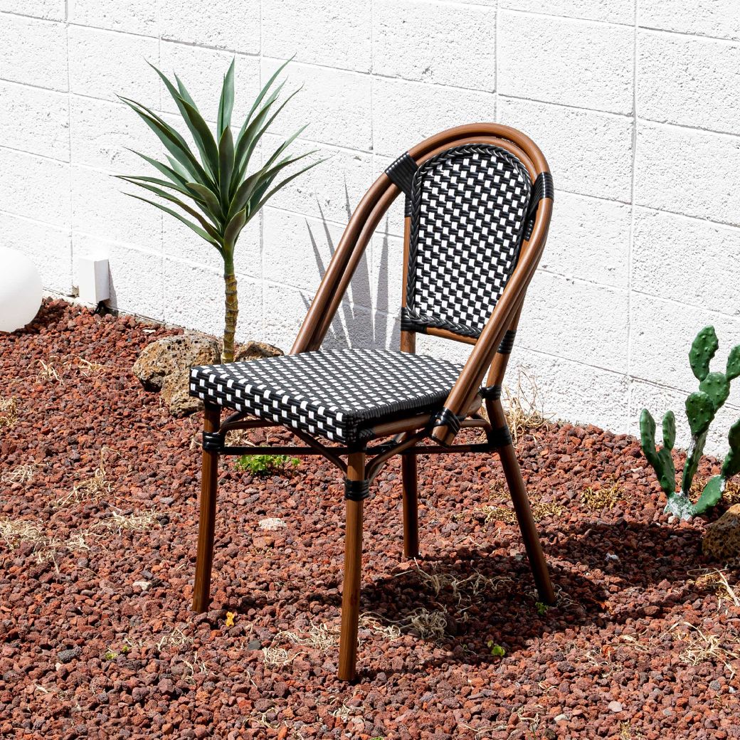 [중고] 인블루가구 [리퍼] 마카오 체어 루프탑 테라스 펜션 라운지 수영장 야외 라탄 의자