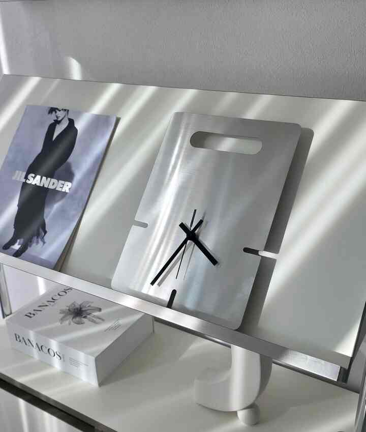 リアル ステンレス オブジェ時計