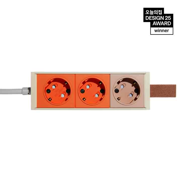 EXTENSION 3-SOCKET / ZESTY ORANGE 1.5m 電源タップ