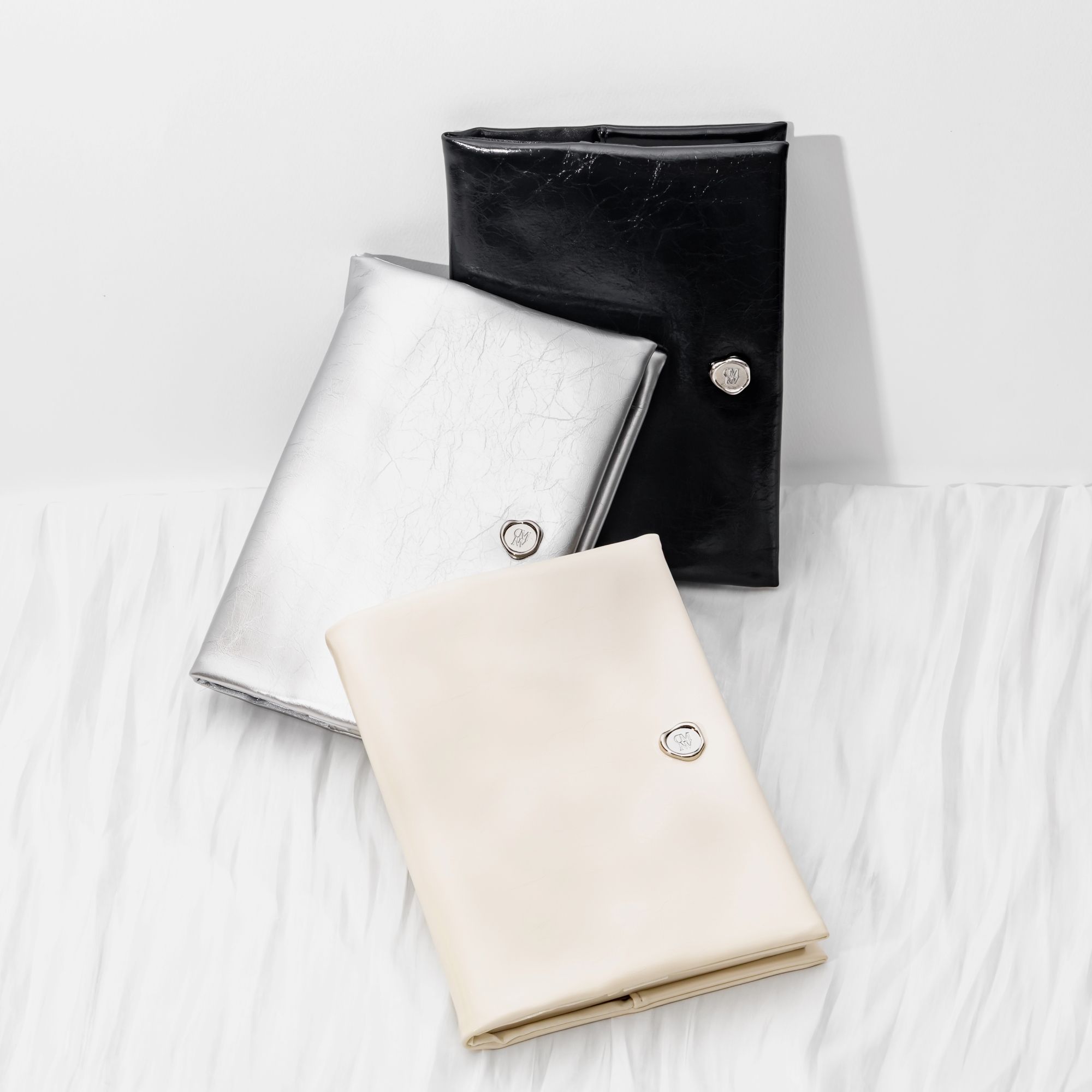 커먼누보 누보 글로시 방수 가죽 북커버 다이어리커버 데스크테리어