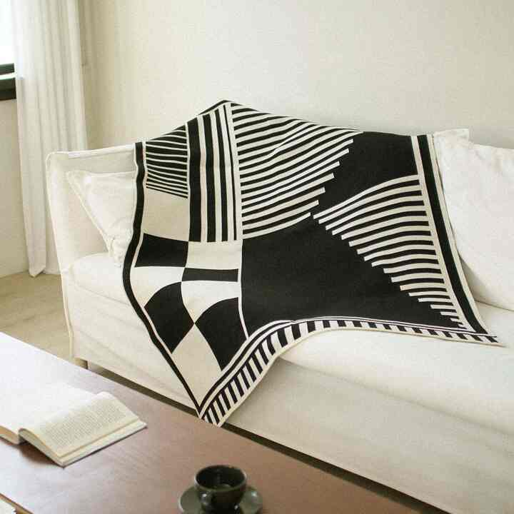 バウハウス リズム リバーシブル ニットブランケット［3サイズ］