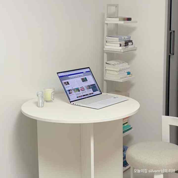 Milky 円形テーブル［2色・2サイズ］