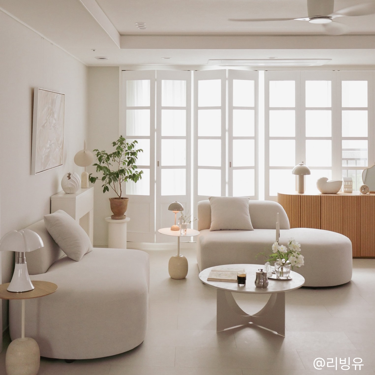 루버셔터 4단격자 유리도어 거실용 원목커튼 갤러리도어 맞춤제작 사생활보호 폴딩 인테리어효과 가림막 