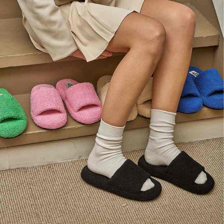 MONGMONG ルームシューズ［5色・3サイズ］