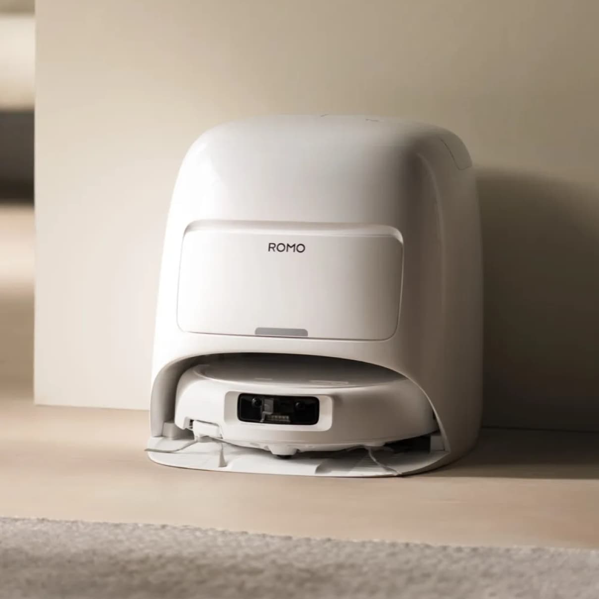 DJI ROMO 로모 S 로봇청소기 (물탱크 버전) + 액세서리 키트 (세정제 포함)