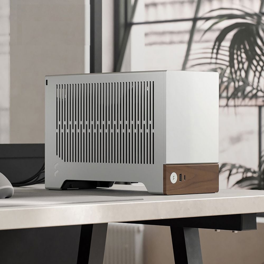 서린컴퓨터 9600X_RTX5060_RAM 16GB_프렉탈디자인 Terra 실버 SFF 게이밍PC