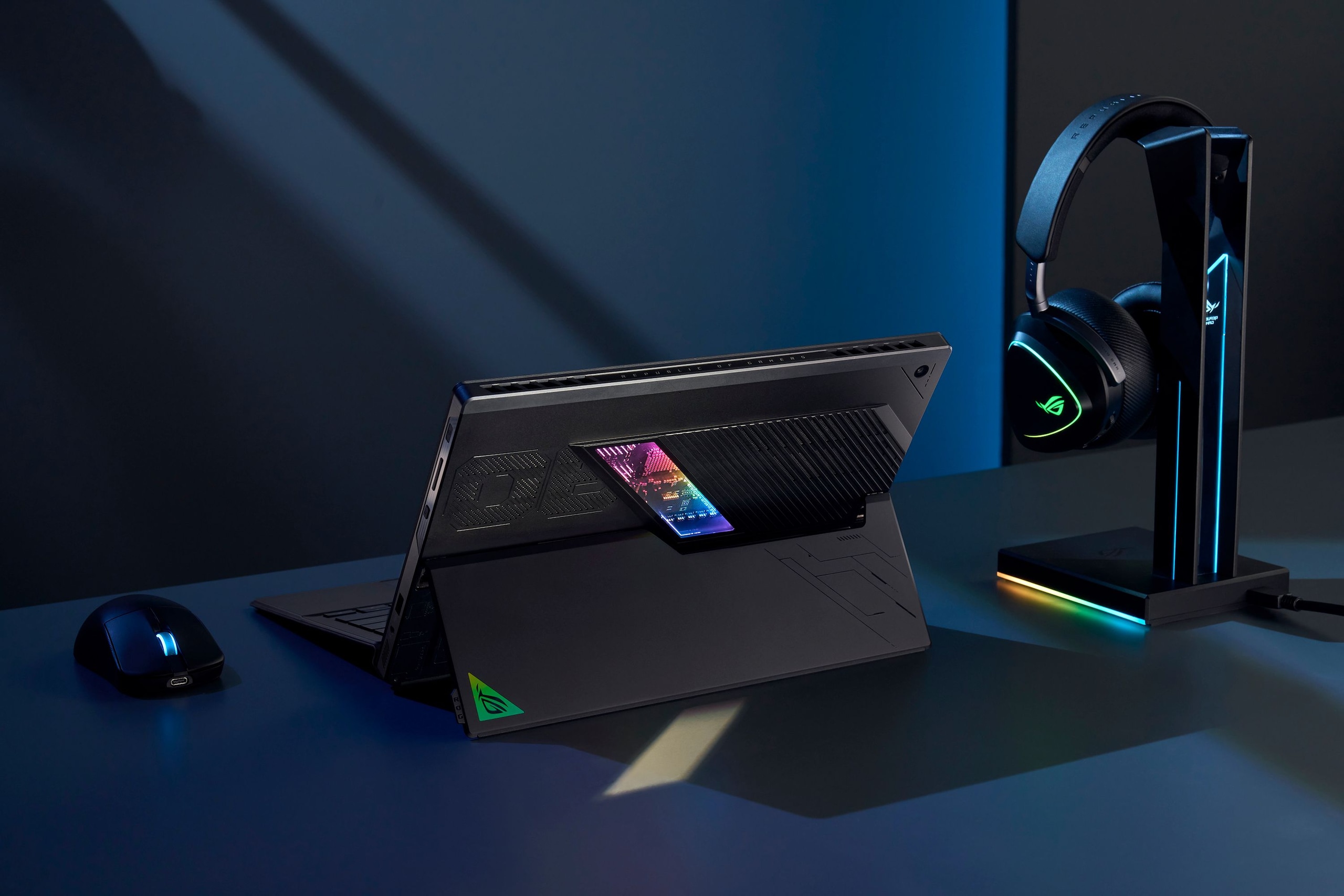 ASUS ROG GZ302EA-RU013W AMD MAX+390 32GB 1TB 윈도우 11 터치