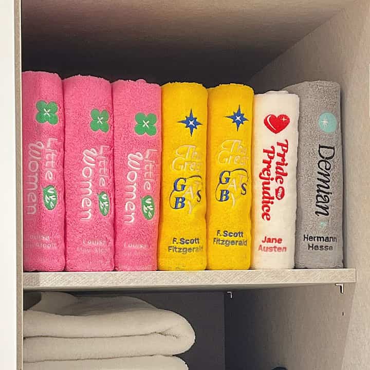 TOWELBOOK Classic フェイスタオル［6色］
