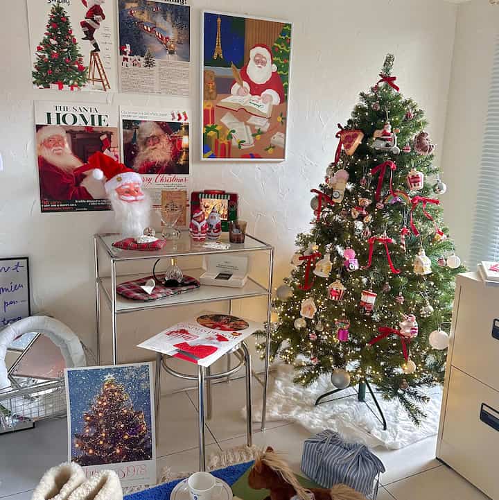 livingはサンタさんいっぱい🎅🏻♥️幸せ🎄♥️



#yourtoday #ポスター #ポスターデザイン #ポスターのある暮らし #유어투데이 #포스터인테리어 #인테리어포스터 #クリスマス雑貨 #クリスマスインテリア #クリスマス準備 #クリスマスツリー #リビング #リビングインテリア #韓国インテリア #韓国ブランド #お気に入りに囲まれた暮らし #거실 #거실인테리어 #방꾸미기 #크리스마스인테리어 #크리스마스소품 