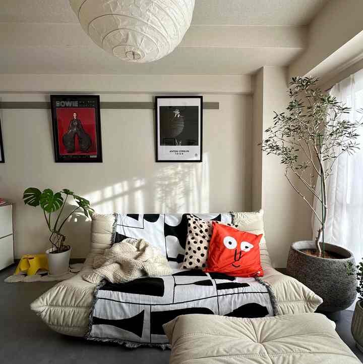 So cute☺️

#Rental Interior #マンションインテリア #リビングインテリア #観葉植物のある暮らし #リーンロゼ #ミッドセンチュリー #ミッドセンチュリーモダン #vitra #usmhaller #togosofa #ligneroset #lignerosetuk #midcentury #mygoodroom #instahome #cozyhome #homeinspo #homedecoration