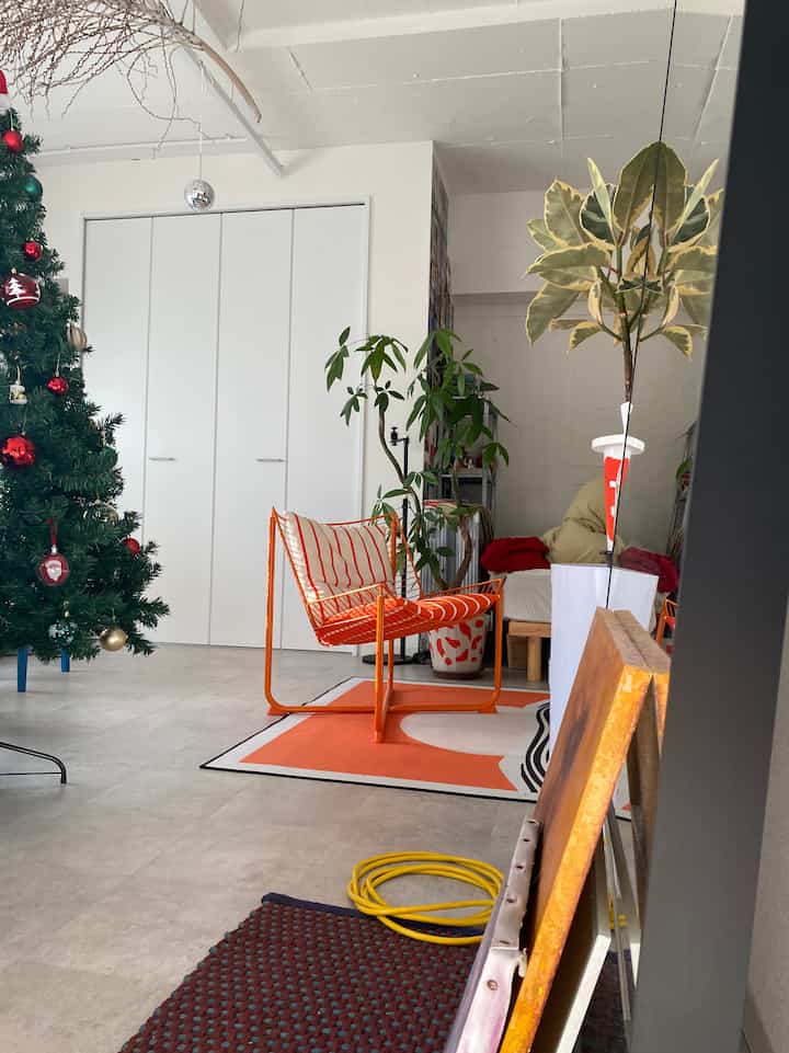 Jeruk lucu 🍊

#ikea #hay #haydesign #interior #interiordesign #myroom #goodmyroom #concrete #colorful #oneroom #bigoneroom #interiorstyling #livingroom #flower #flowerbase #designers #art #Hidup untuk dua orang #Desainer #Satu ruangan besar #Seni cair #Resin