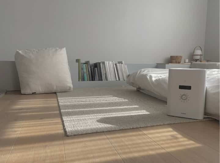 Pengering futon dengan fungsi aroma yang baru-baru ini saya terima sangat nyaman sehingga saya tidak bisa hidup tanpanya.
Sungguh luar biasa bisa mensterilkan dan mendisinfeksi futon serta menciptakan tempat yang hangat dan nyaman untuk tidur.
Saya berharap untuk naik ke tempat tidur.


#Pengering futon #アロマ機能付き布団乾燥機
#Daftar lengkap #デイベッド #ベッド
#Pencahayaan #サンタアンドコール #arkjournal


